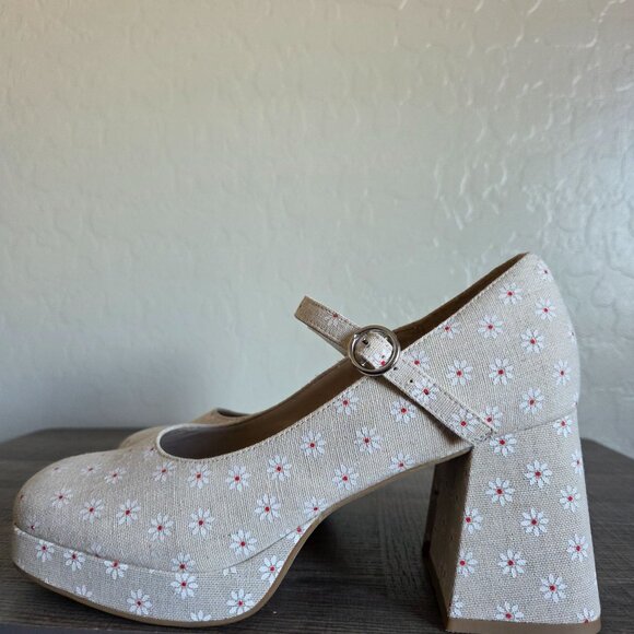 Madden Girl Mantel Mary Jane Platforms Daisy Print Chunky Block Heels Beige 9.5 - Picture 3 of 12